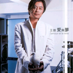 大屁股淫荡老婆喜欢穿丁字裤操逼
