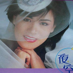 大屁股淫荡老婆喜欢穿丁字裤操逼
